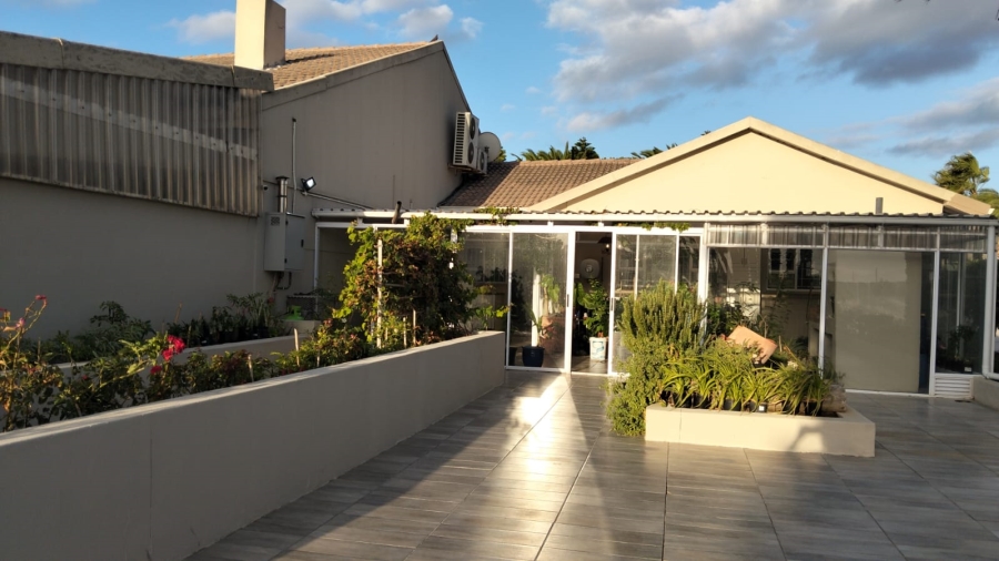 10 Bedroom Property for Sale in Klawer Western Cape